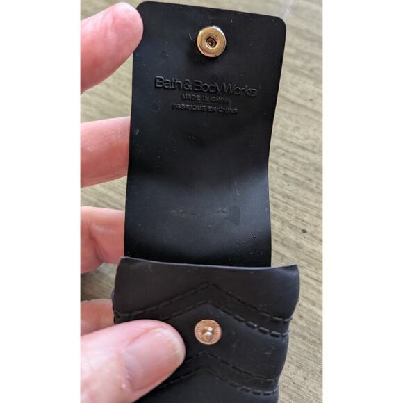 Bath & Body Works PocketBac Holder – Quilted Black Snap Case w/ Butterfly Charm - Picture 3 of 6